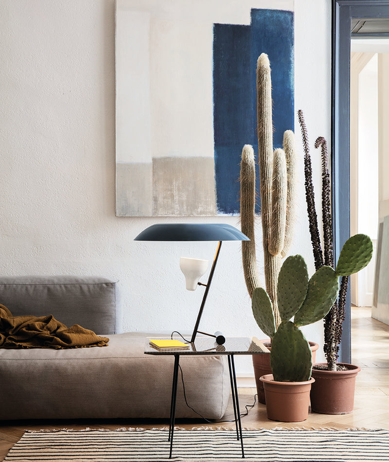 Model 548 Table Lamp