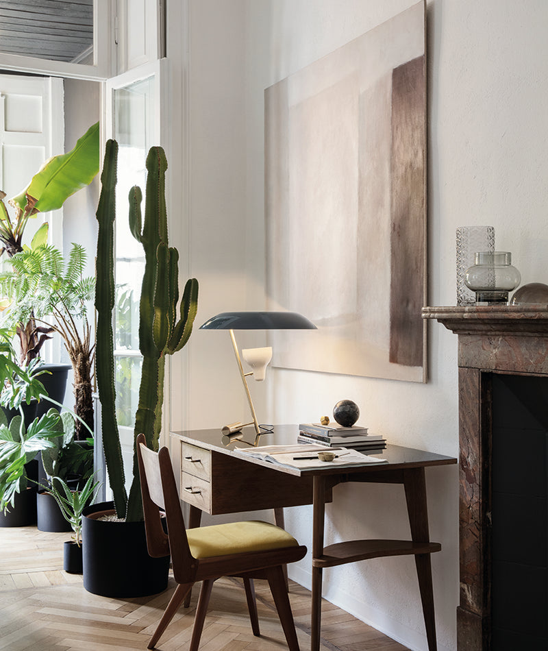 Model 548 Table Lamp