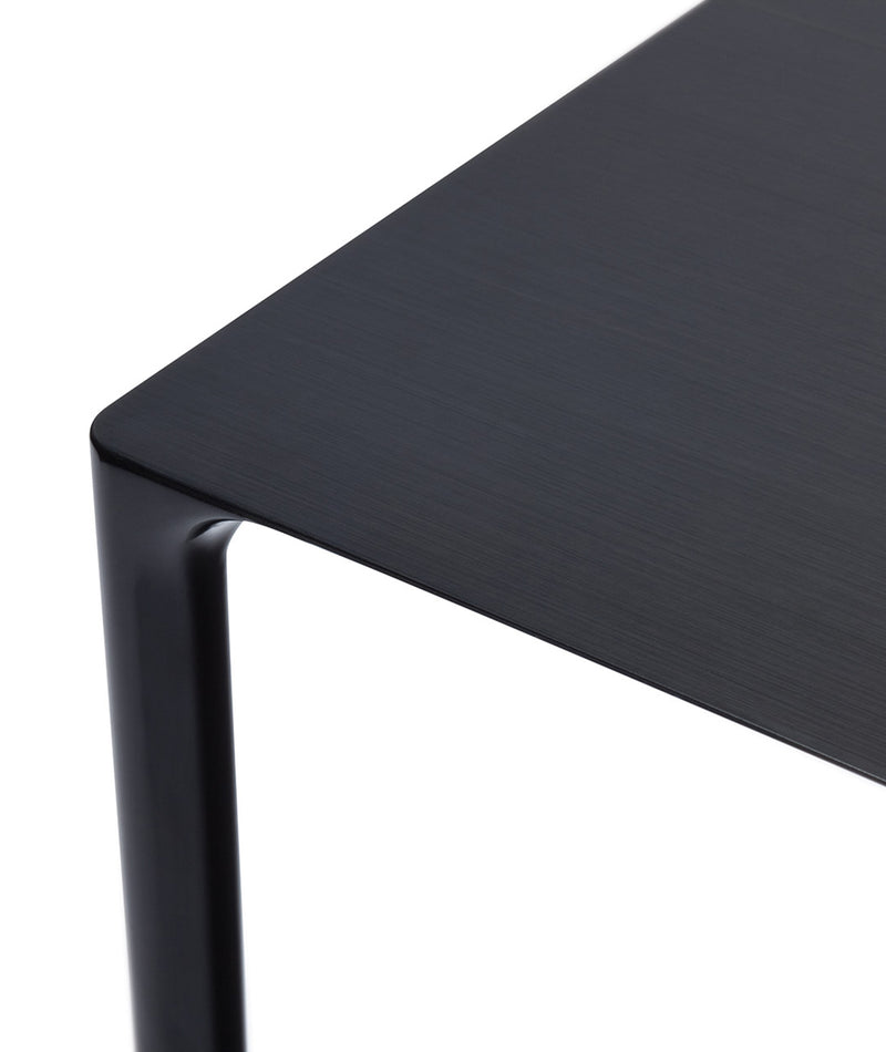 Surface Table
