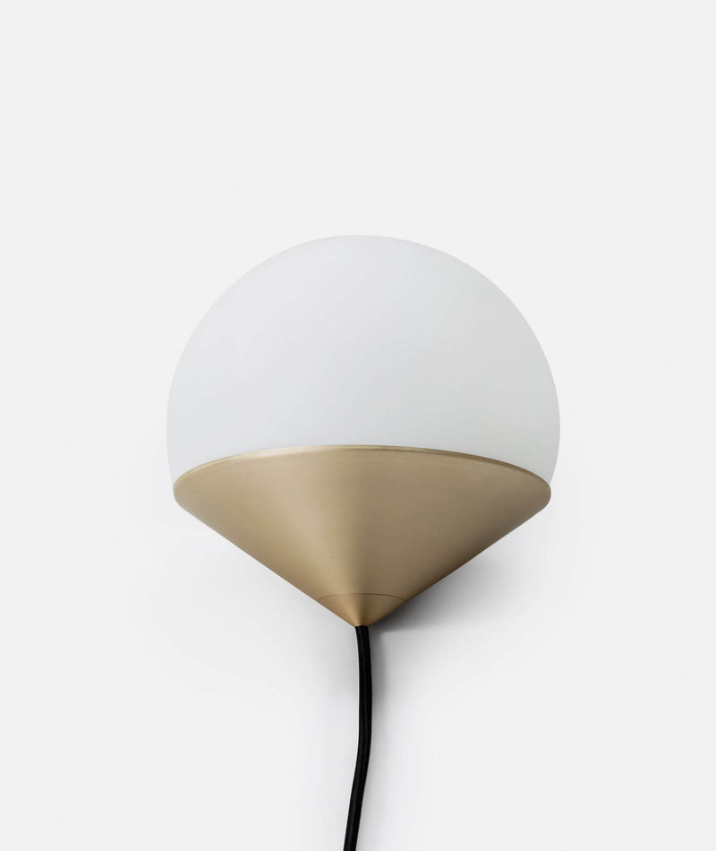 Tombo Lamp