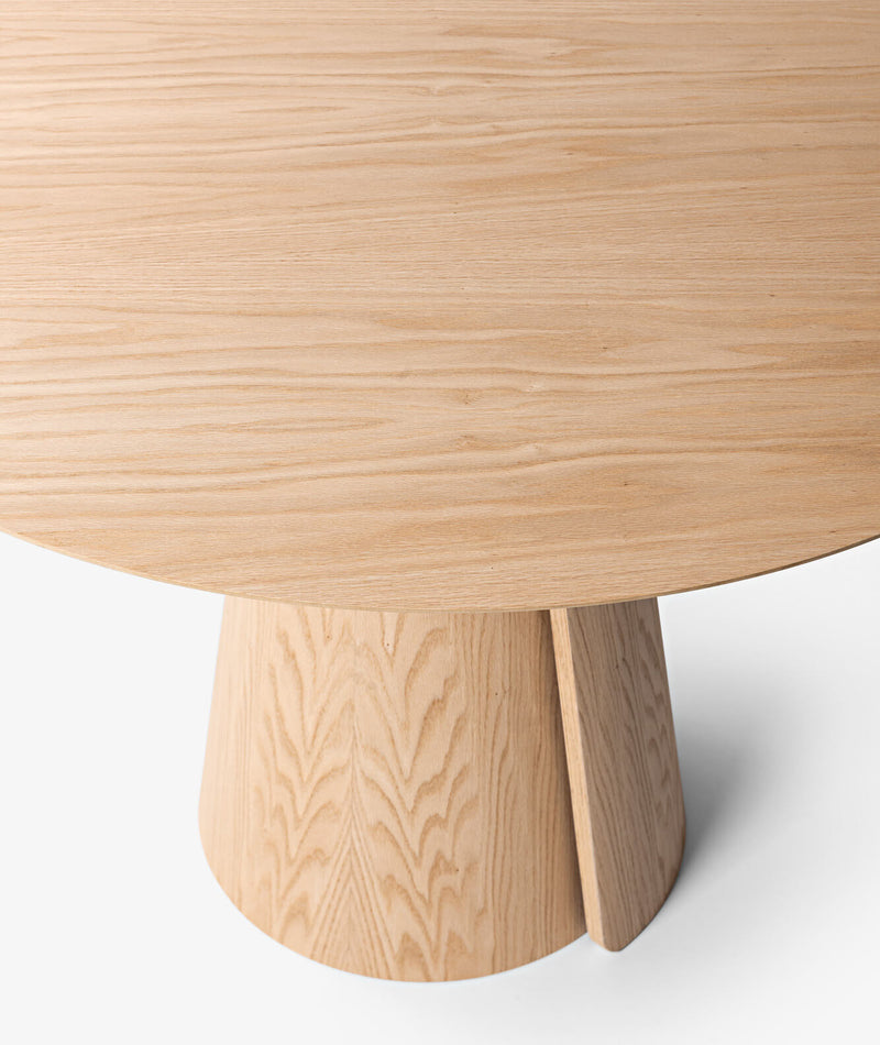 Volta Dining Table