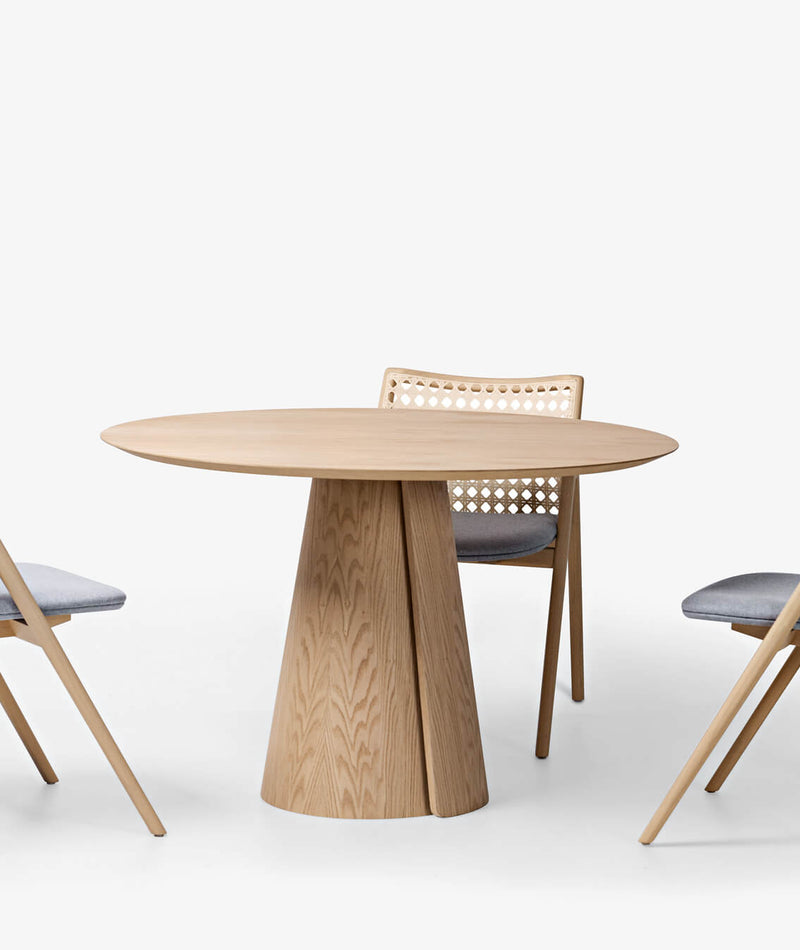 Volta Dining Table